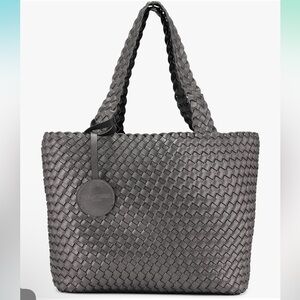 Black/Silver ILSE JACOBSEN HORNBAEK Reversible Woven Tote Bag